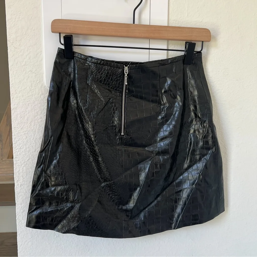 NWT SAYLOR Nixie Skirt Set in Black Croc - Image 8