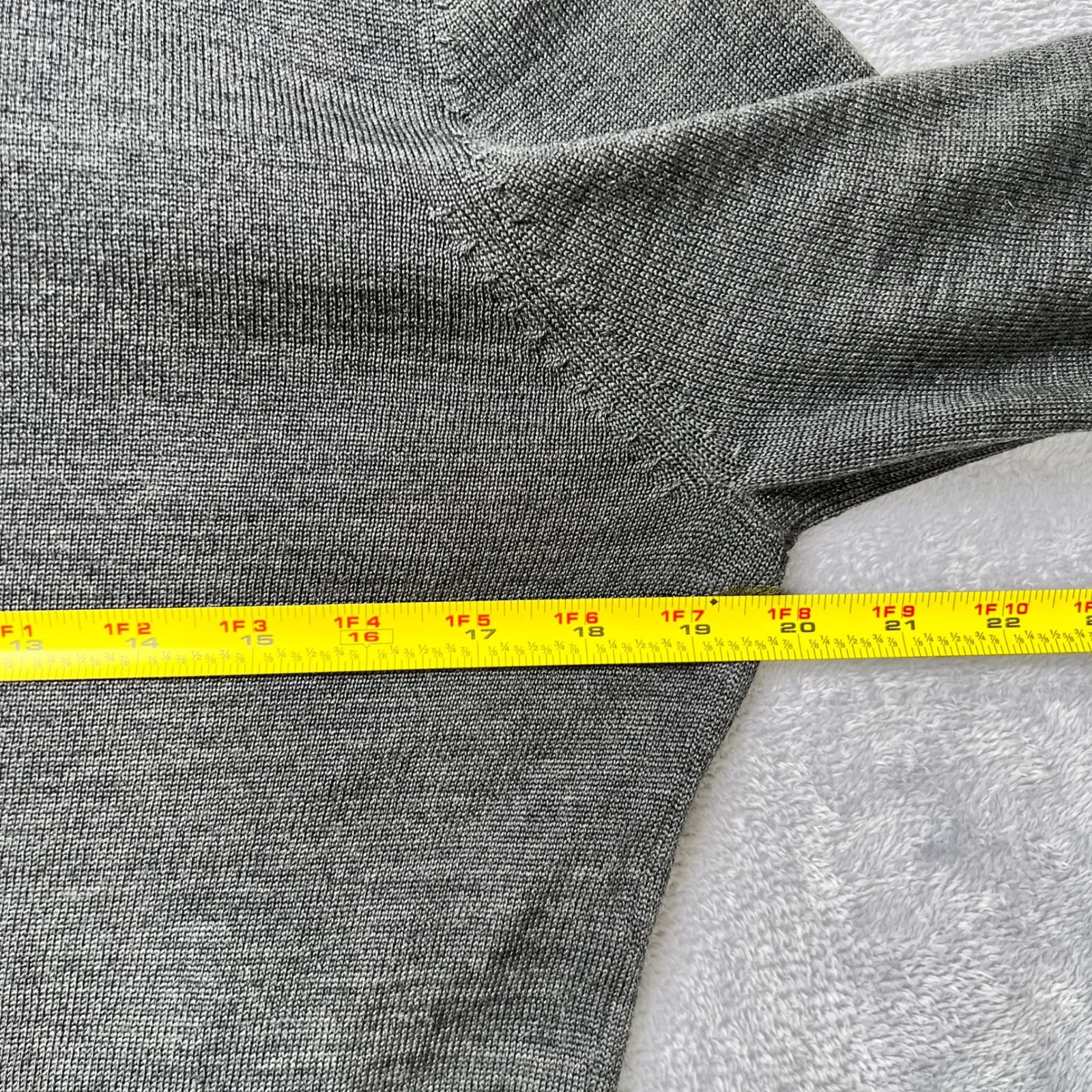 Saks Fifth Avenue Gray Cowl Neck Merino Wool Blend Knit Midi‎ Dress Size Large - Image 7