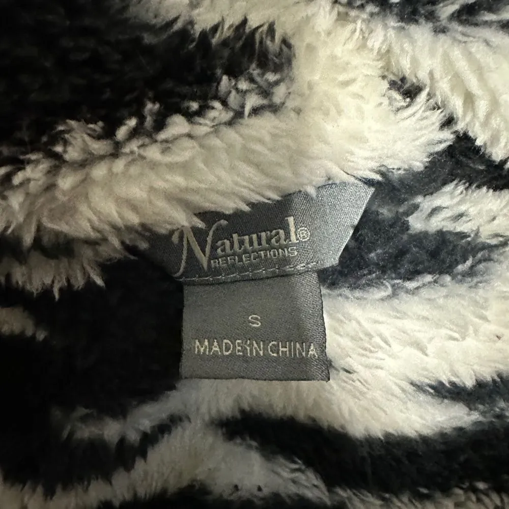 Natural Reflections Geometric Print Sherpa Pullover Quarter Zip Sweater - Image 6