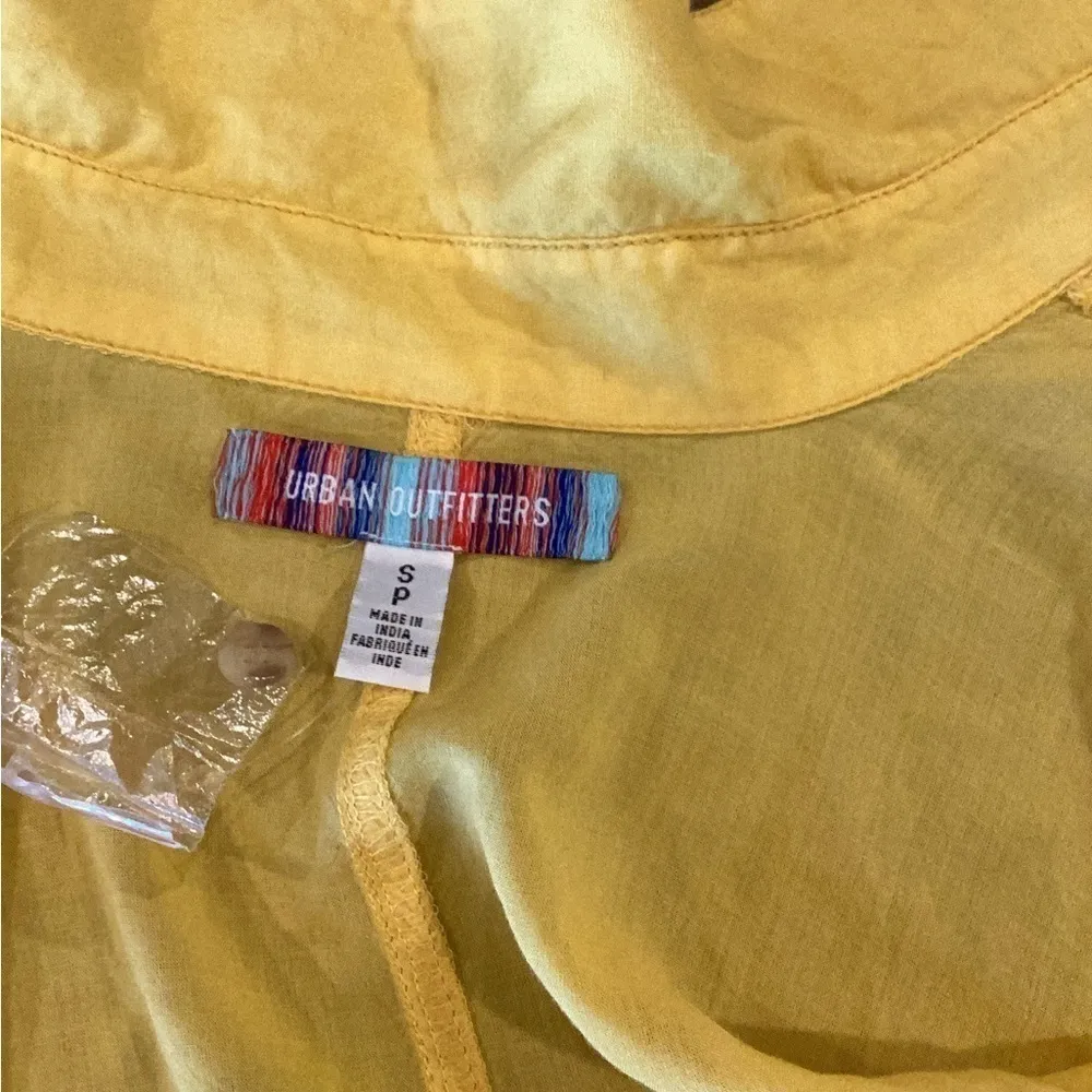 Urban Outfitters Kenny Button-Down long sleeve oversized baggy yellow Shirt S - Image 3