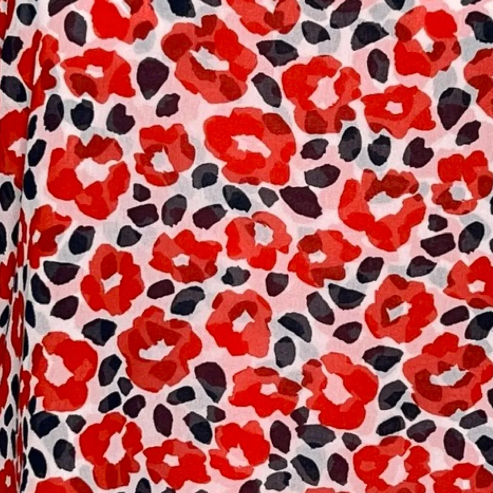 Cabi Shirt Womens Small Red White Floral Flipside Blouse Ruffle Trim Work Casual - Image 6