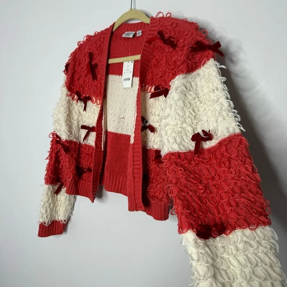 Mighty Fine cardigan size medium - Image 6