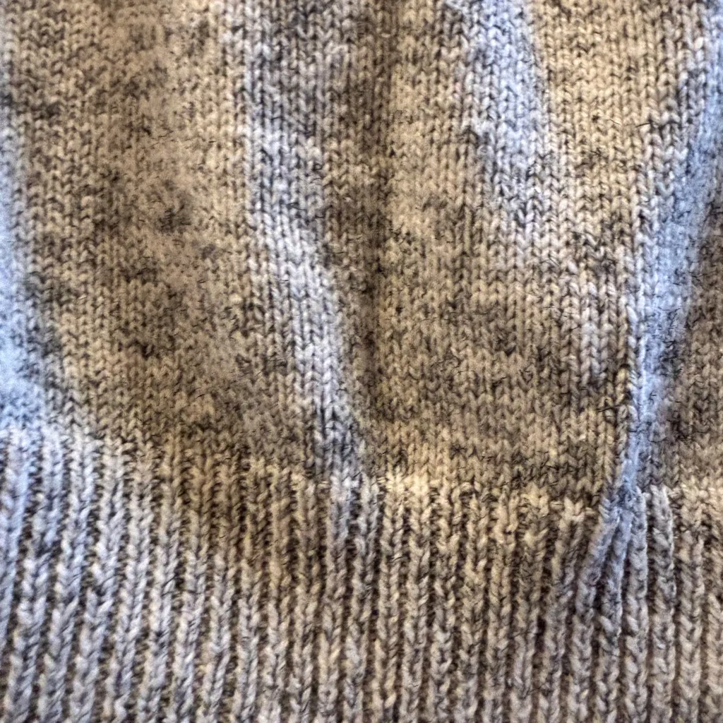 BLACK WHITE COLOR BLOCK WITH SILVER METALLIC THREADING THROUGHOUT BOAT NECKLINE - Image 9