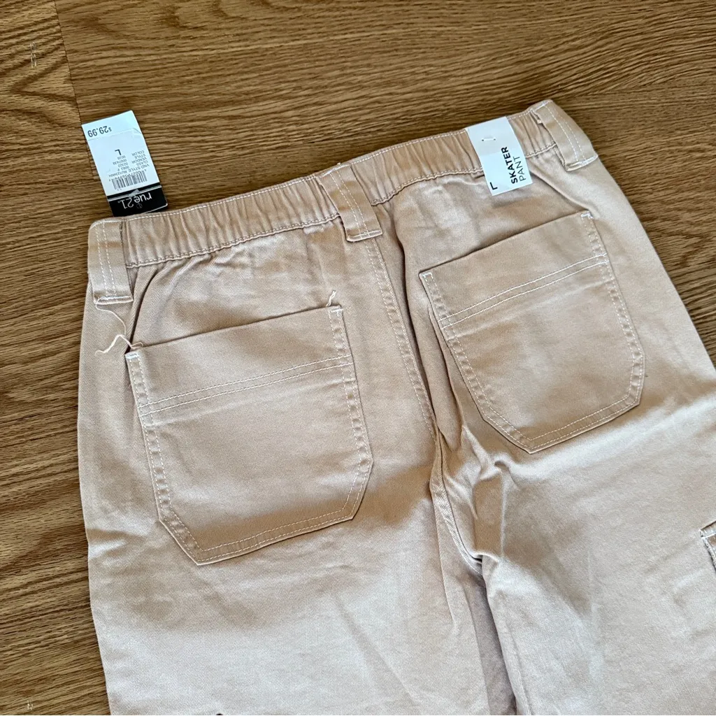 NWT Rue21 Light Tan Straight Leg Cargo Skater Pants Women’s Size L - Image 10