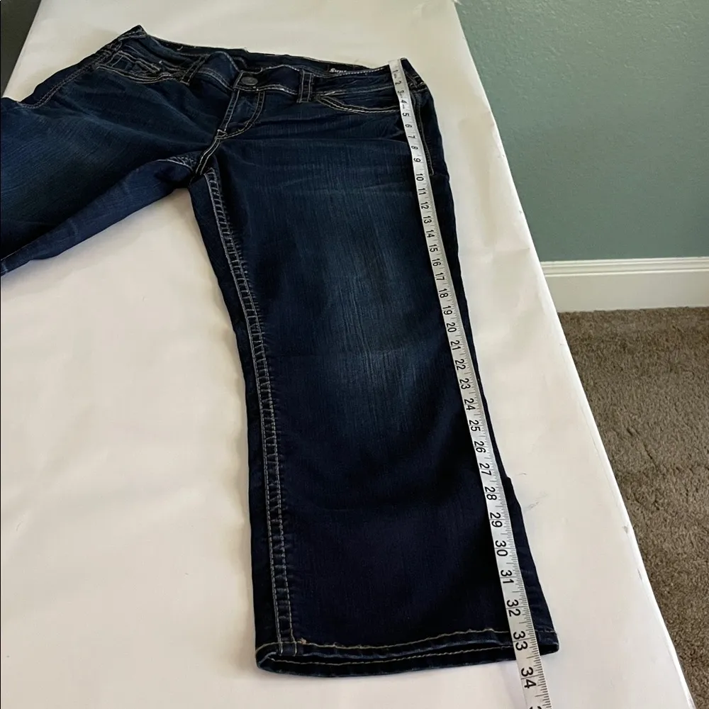 Silver Jeans Suki Mid Capri Size 34 - Image 8