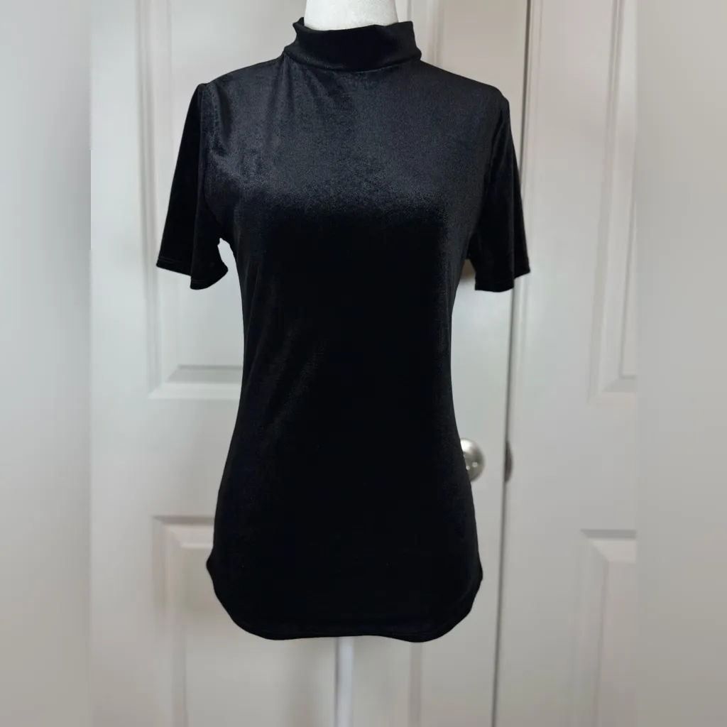 Ambiance Black Velvet Mock Neck Top | 90s Minimalist Y2K Party | M - Image 2