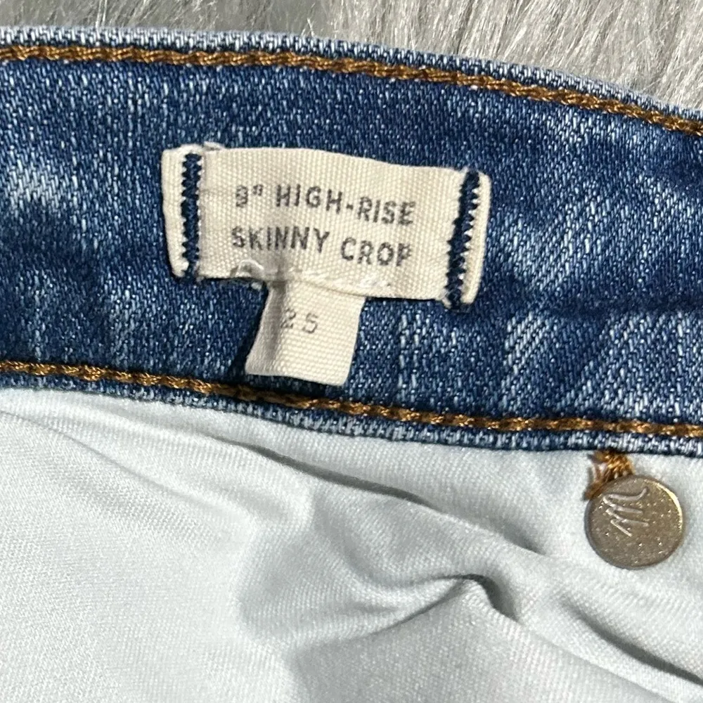 Madewell 9" High-Rise Skinny Crop Jeans in Bruce Wash Jeans Size 25 - Image 6