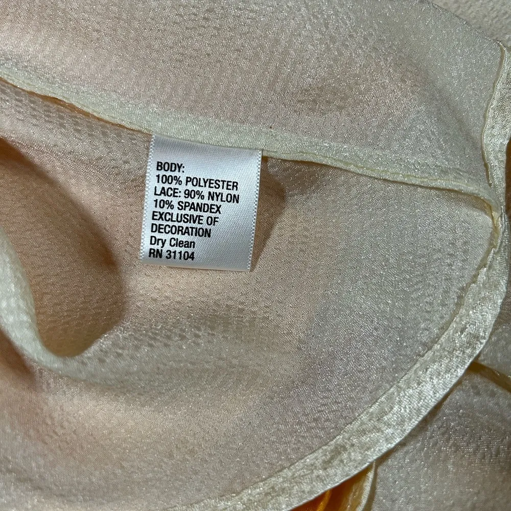 Caitlin Michelle Yellow Fit & Flare Dress with Lace Bodice Sz 6 - Image 11