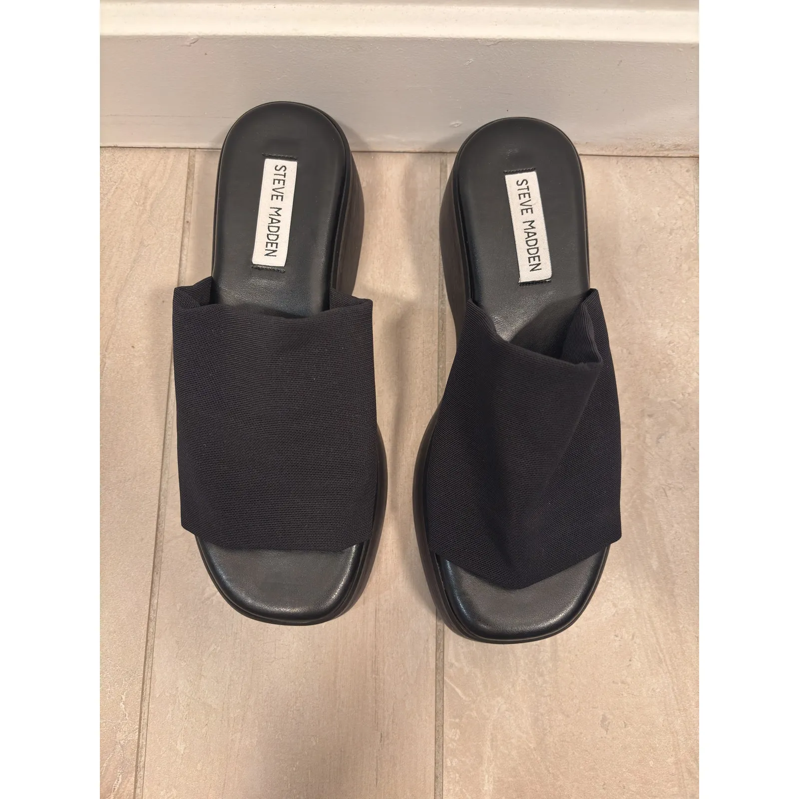 Steve Madden Platform Slide Sandals Womens 39 8.5 Black Slinky Italy Vintage - Image 2