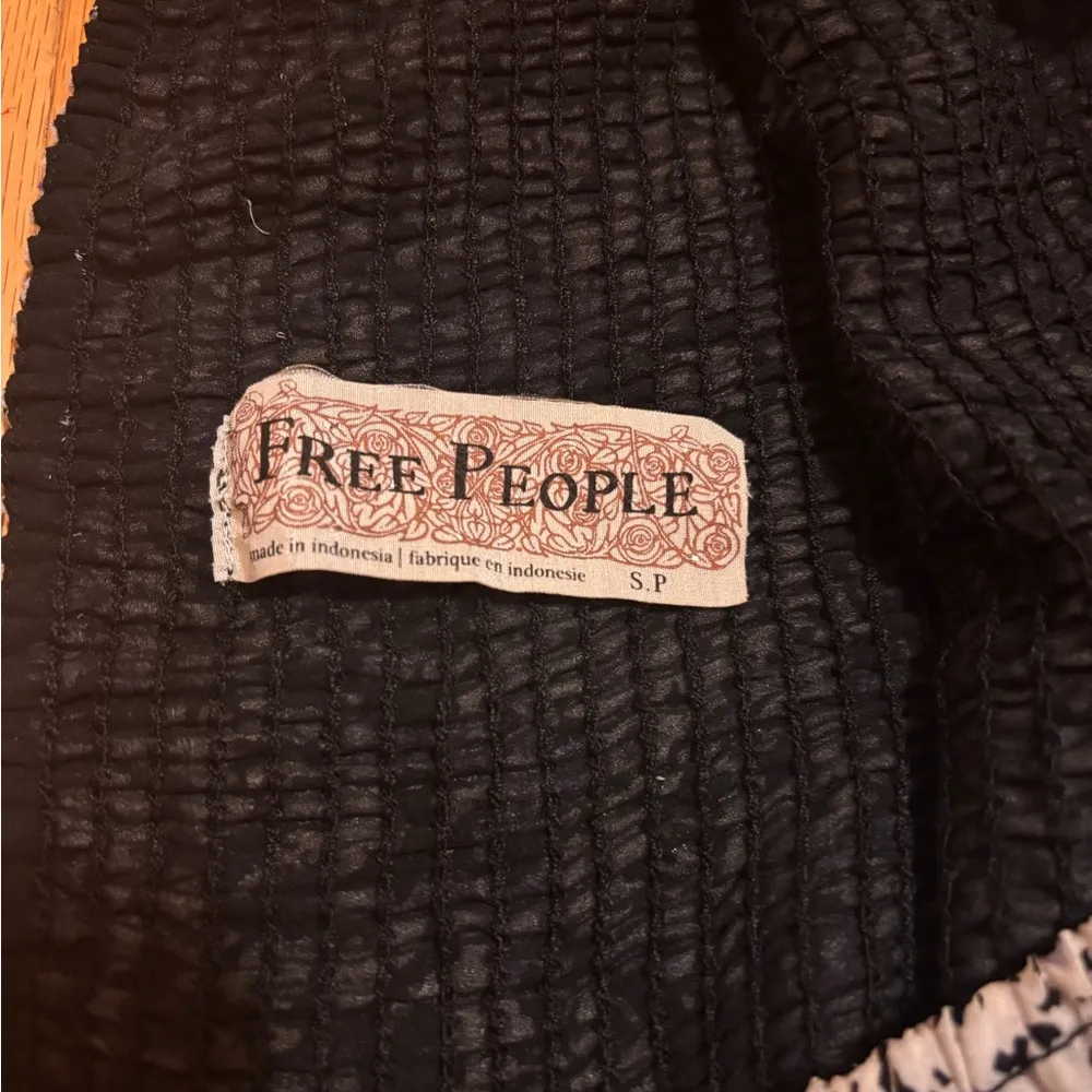 NEW! FREE PEOPLE Crinkle Pleat CONVERTIBLE ASYMETRICAL Smocked TOP SKIRT Size S - Image 3