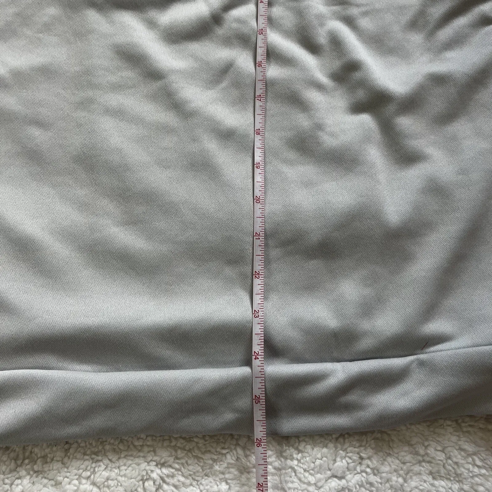 Under Armour Women's Sz 2XL White Black Gray Hoodie Pullover Sweatshirt Athletic - Image 6