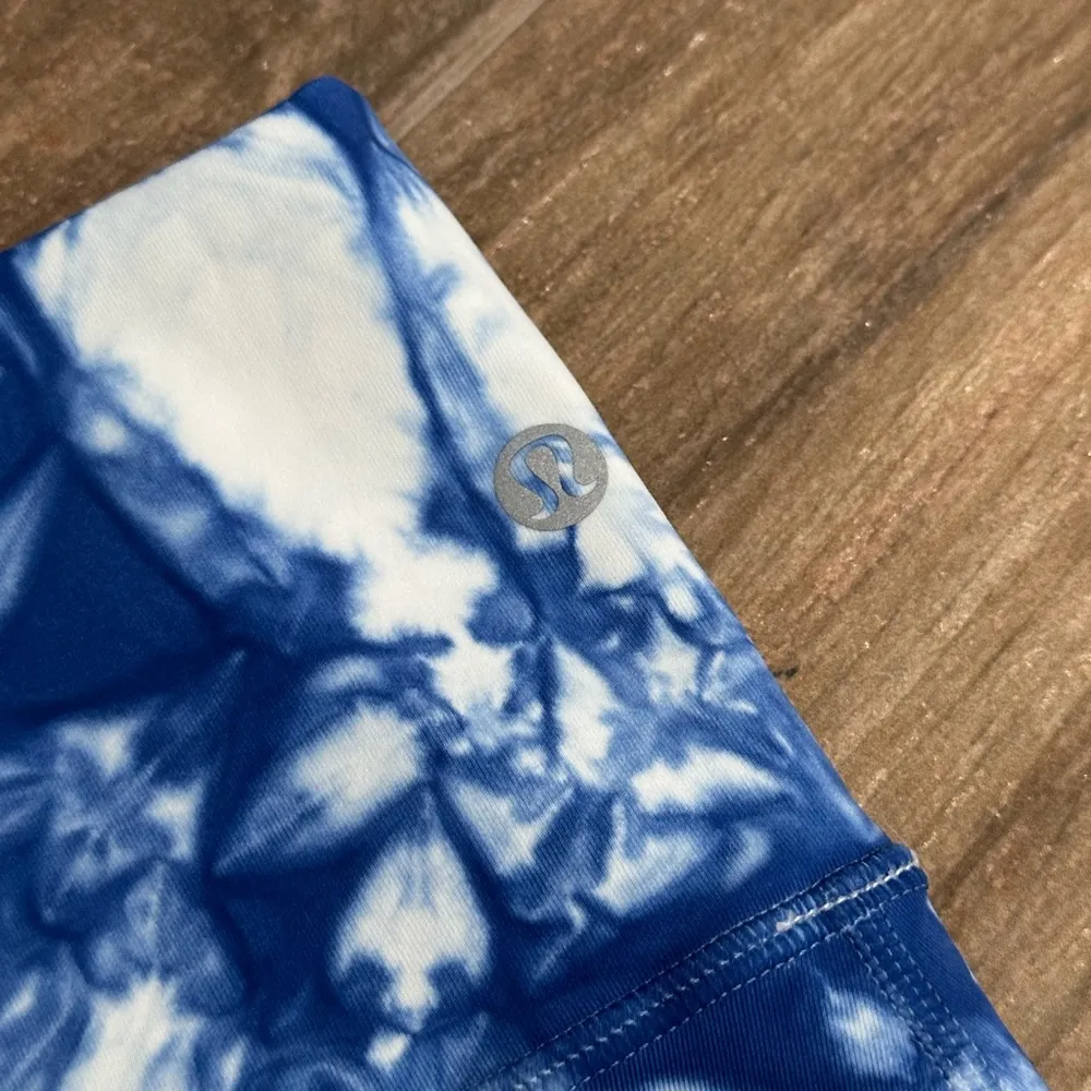 Lululemon Wunder Under Pant (Hi-Rise) Shibori Varsity Blue White TieDye Leggings - Image 2
