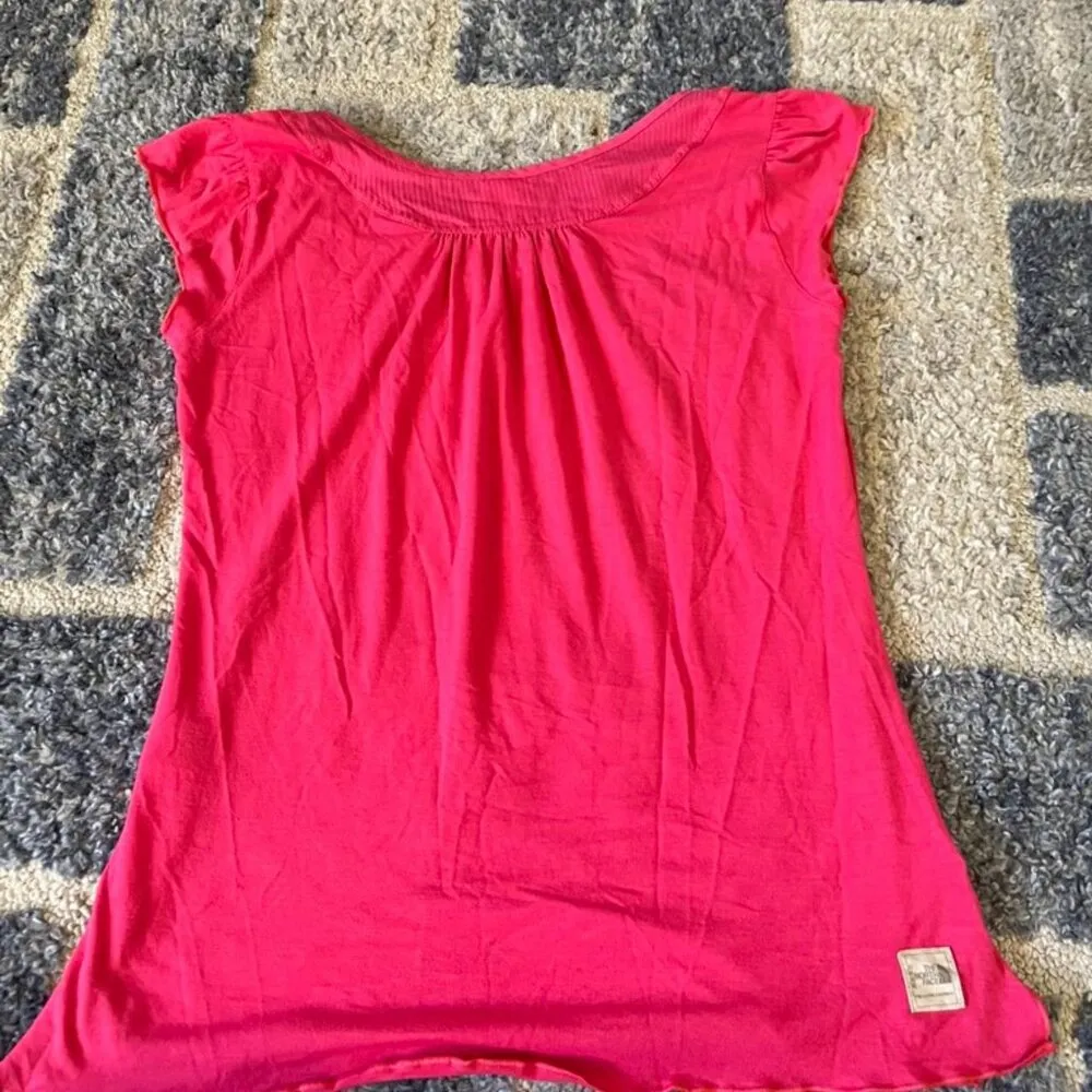 Hiking Outdoors The North Face Hot Pink Ruffle Flowy Top Women's L - Image 6