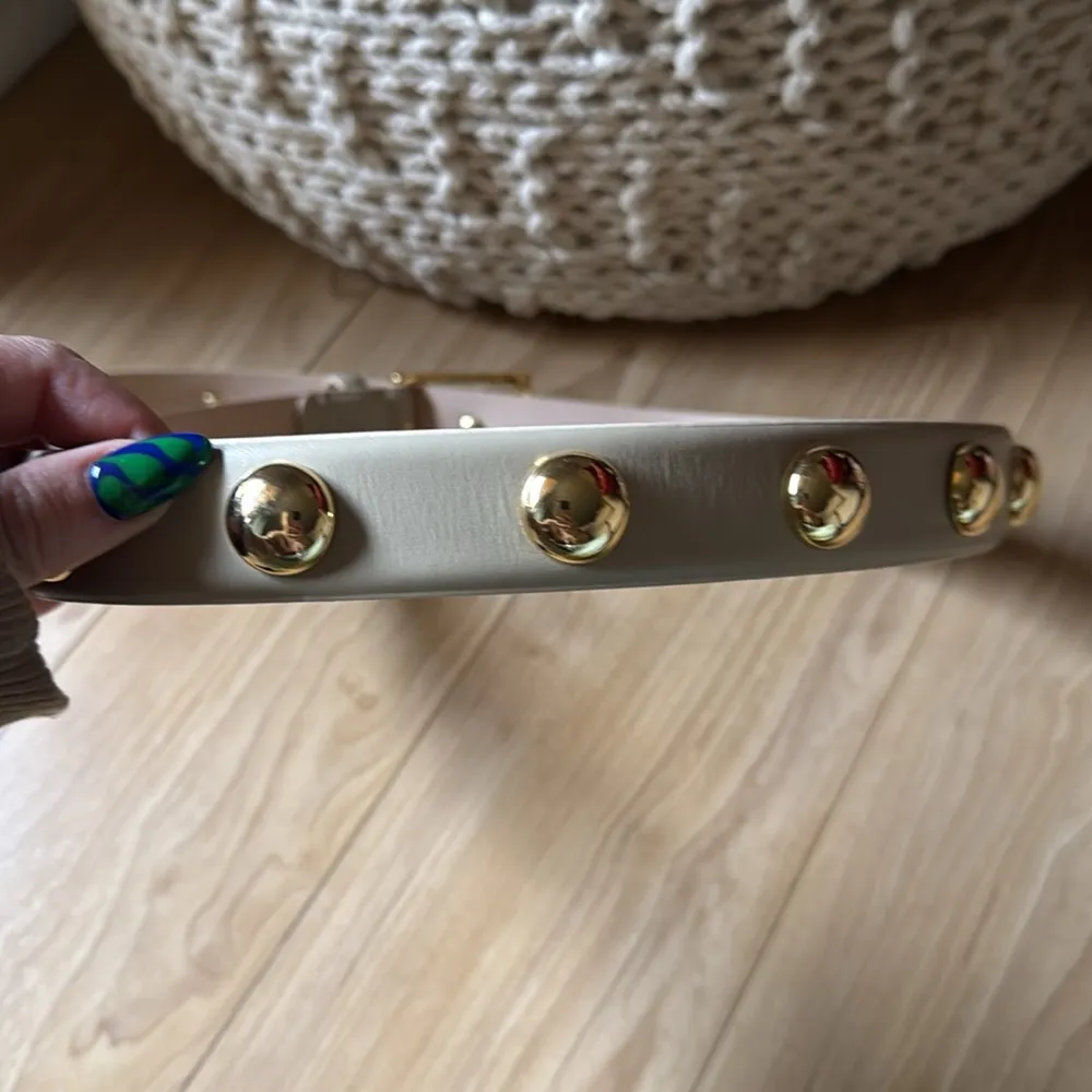 Aureum Collective Studded Leather Belt Gold - Image 3