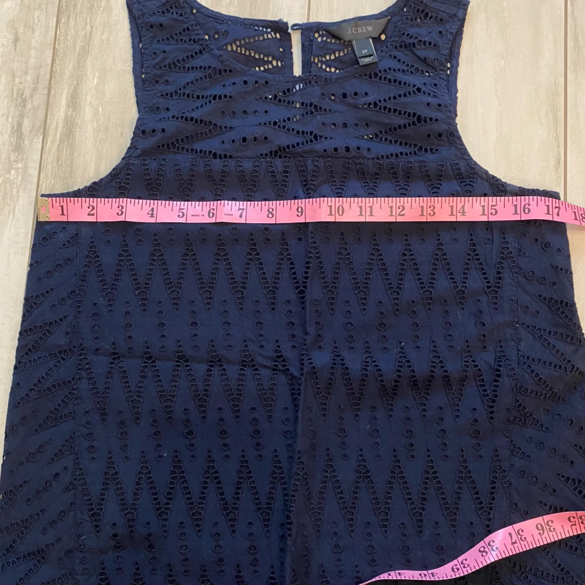 J. Crew Navy Blue Eyelet Monochrome Sleeveless Preppy Top, size 2 Tall - Image 12
