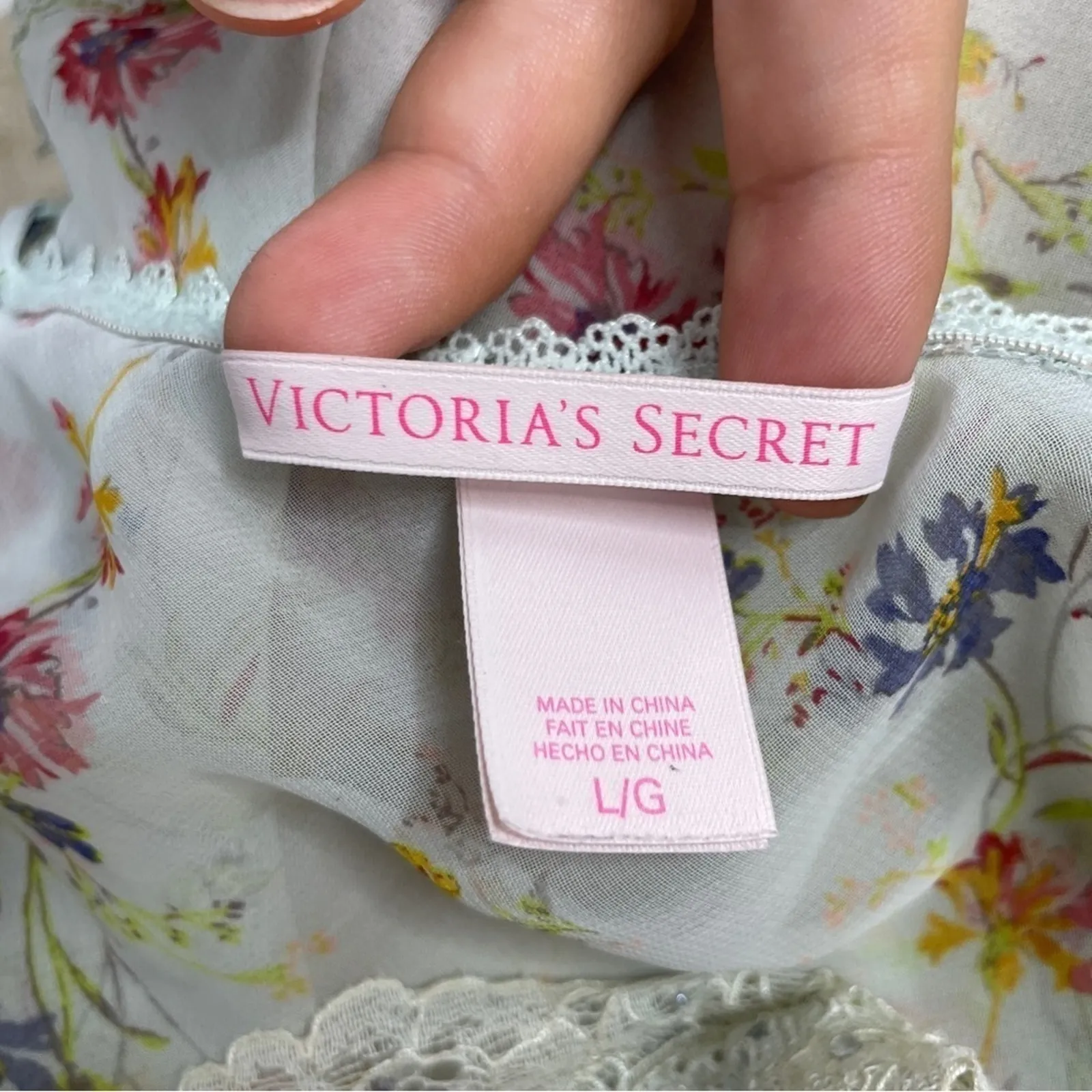 VICTORIAS SECRET Sheer Lace Nightie Womens Size Large Romantic Floral Ethereal - Image 7