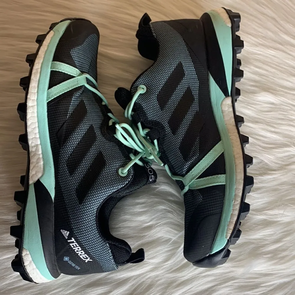 ADIDAS WOMEN’S 305 TERREX SKYCHASER LT GTX Size 6.5 - Image 4