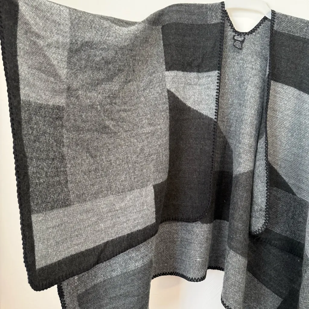 Roffe Accessories Ruana/Wrap One Size Grey Gray - Image 4