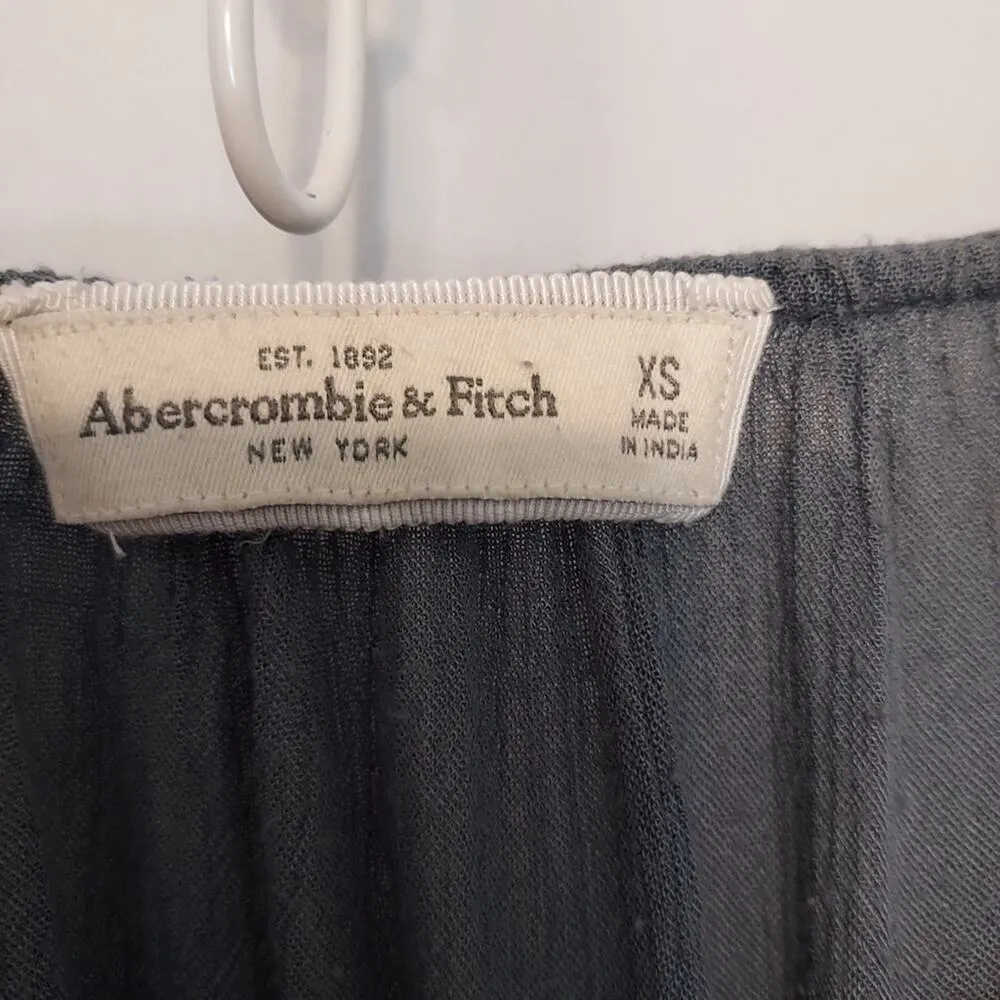 Abercrombie and Fitch Blue Gray Flowy Babydoll Tie 3/4 Sleeve Shirt Blouse Top - Image 4