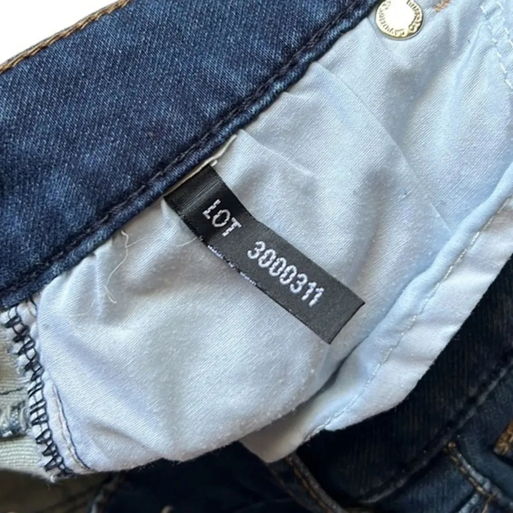 Buffalo Mimi Mid Rise Slim Boyfriend Dark Wash Jeans Size - Image 9