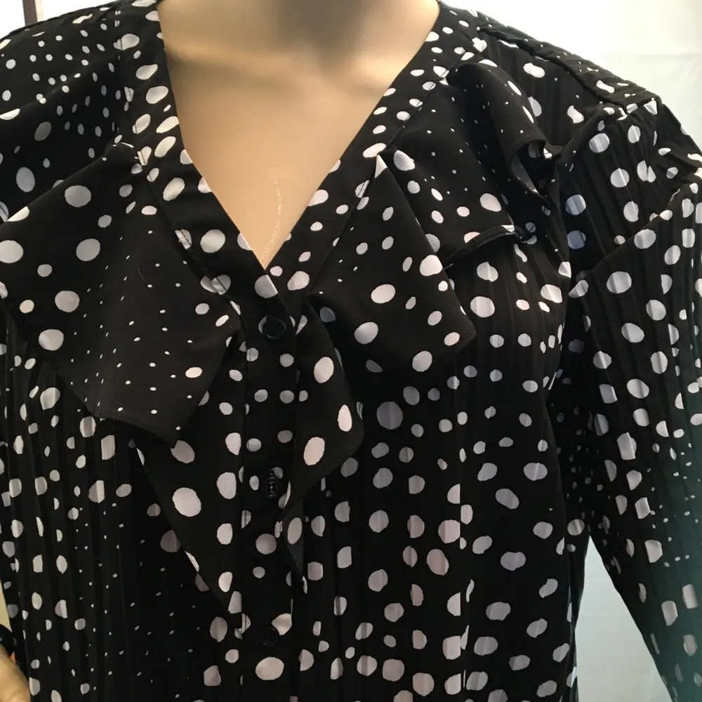 Black/White circle Blouse - Image 9