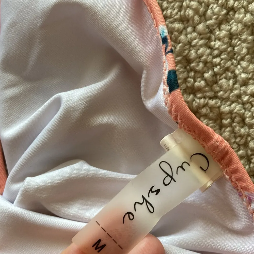 Cupshe Orange Bikini Two Piece Swimsuit Orange Size Medium Floral Striped EUC - Image 5