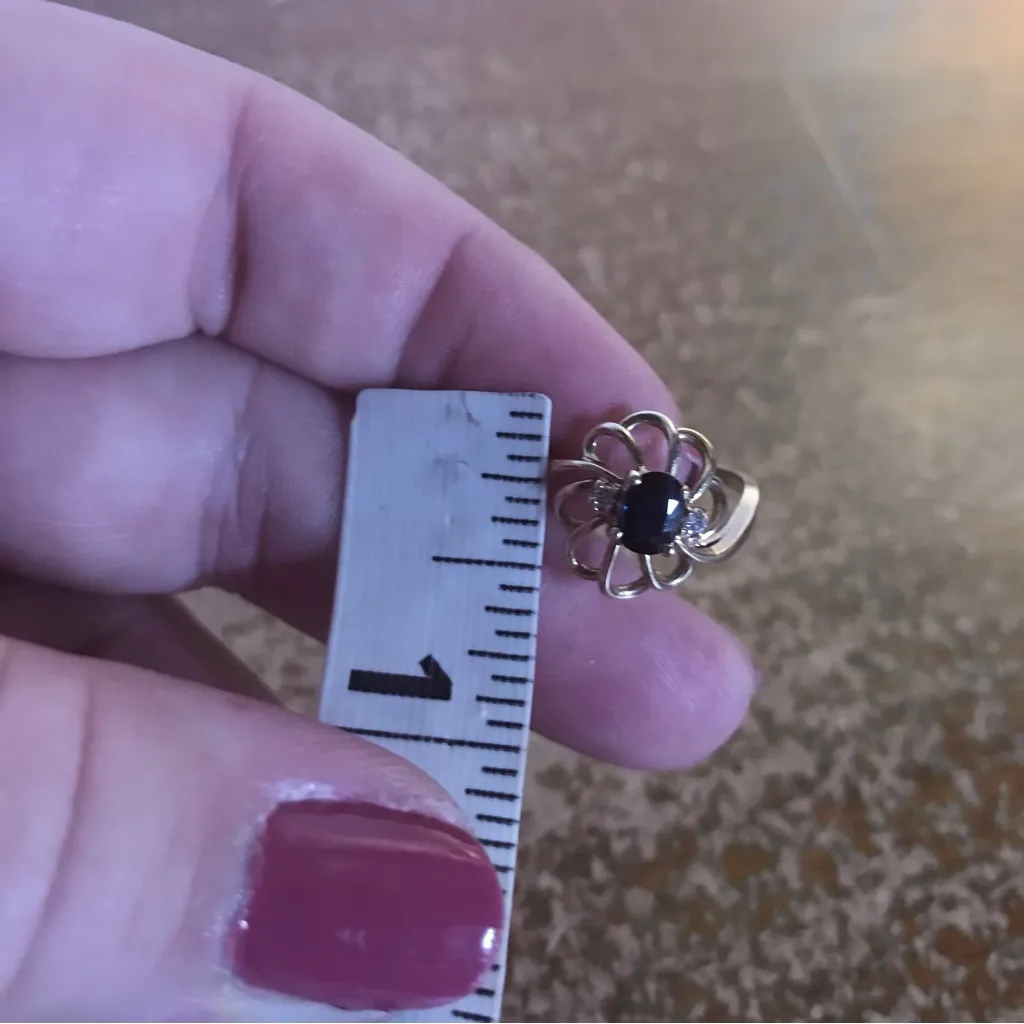 10K SOLID YELLOW GOLD SAPPHIRE AND DIAMOND RING (7) Blue - Image 12