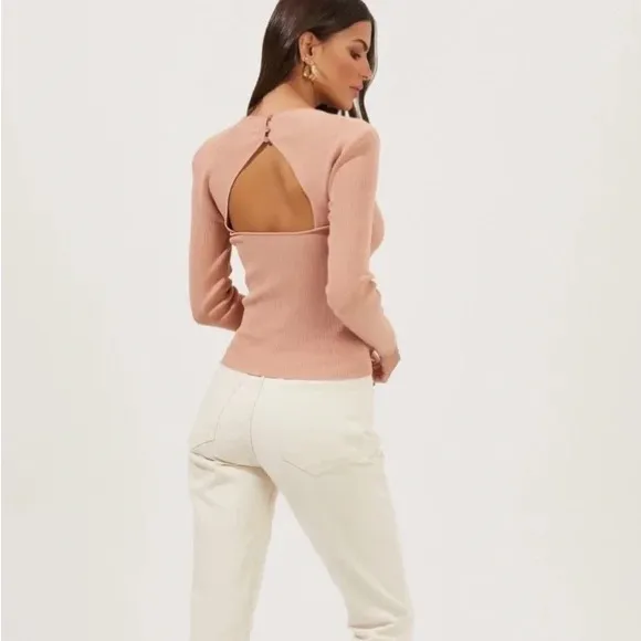 NEW ASTR the Label Rosa Sweater in Blush Women's Size Medium Cut Out Back Ribbed - Image 2