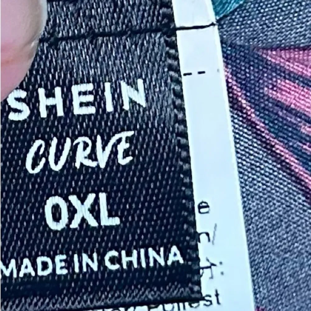 SHEIN curvy 0XL off shoulder sleeves colorful floral mini dress - Image 4