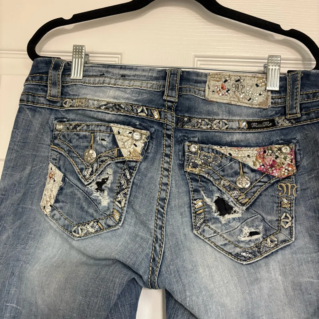 Miss Me‎ Denim Crops Size 27 - Image 2