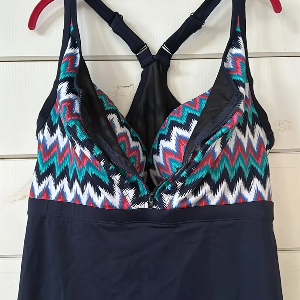 Swimsuits For All Zip Front Tankini Swim Top with Built in Bra 40DD NEW Blue Size undefined - Image 5
