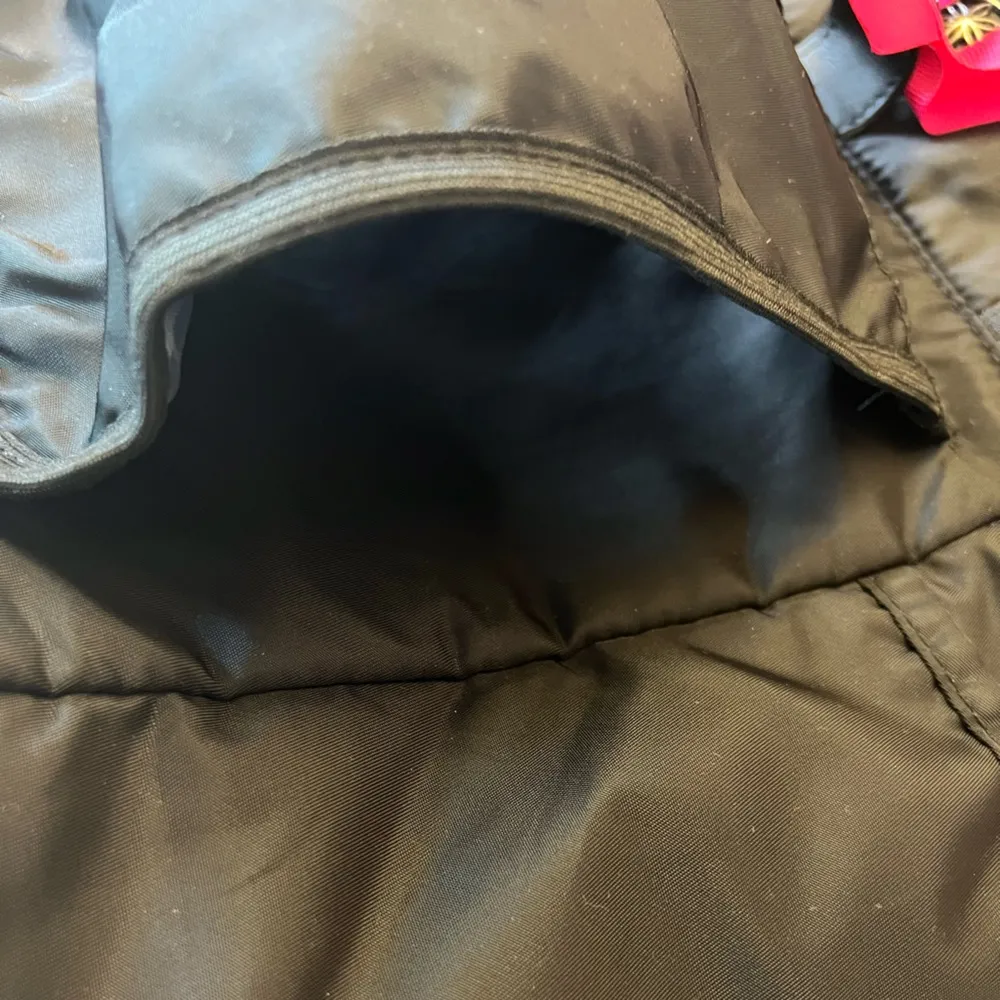 GAIAM X MICHAEL KORS YOGA TO STREET BAG! - Image 3