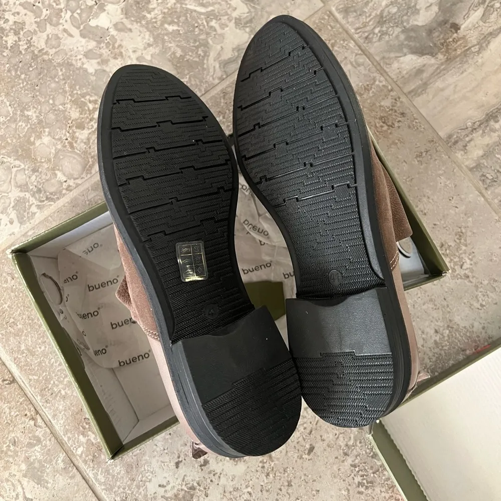 Bueno Leather Passion Loafers, Taupe Nubuck Size EU 41, New in Box - Image 10