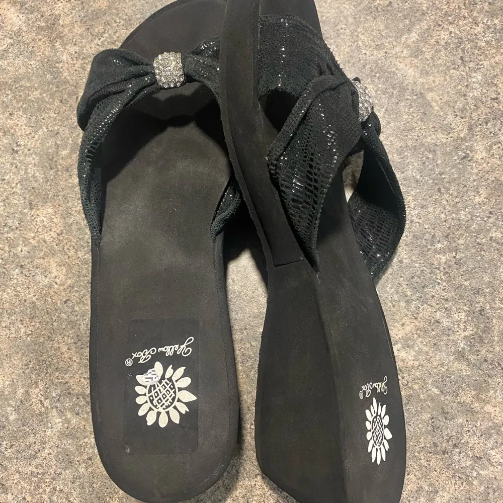 Yellow Box Elegant Black Rhinestone Sandals - Image 2