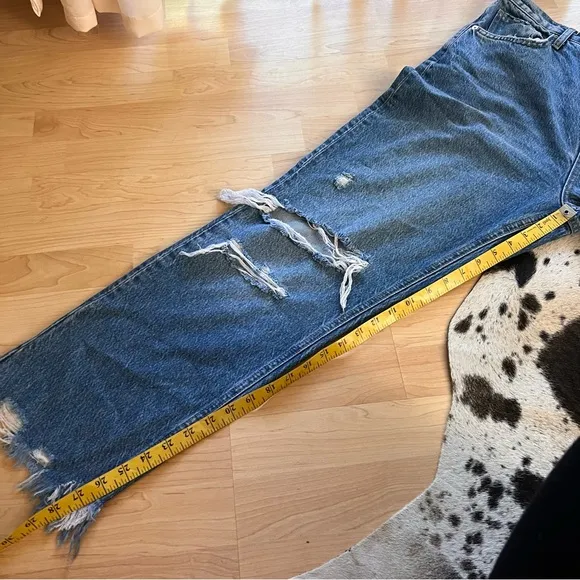 WE THE FREE Free People Distressed Straight Leg Cut‎ Off Jeans Size 32 - Image 5