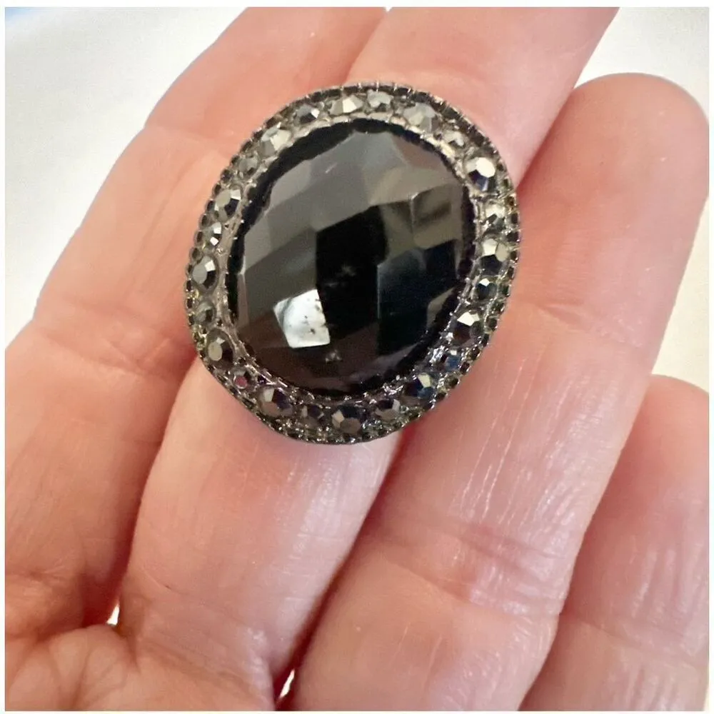 Premier Designs black tie hematite cocktail ring - Image 2