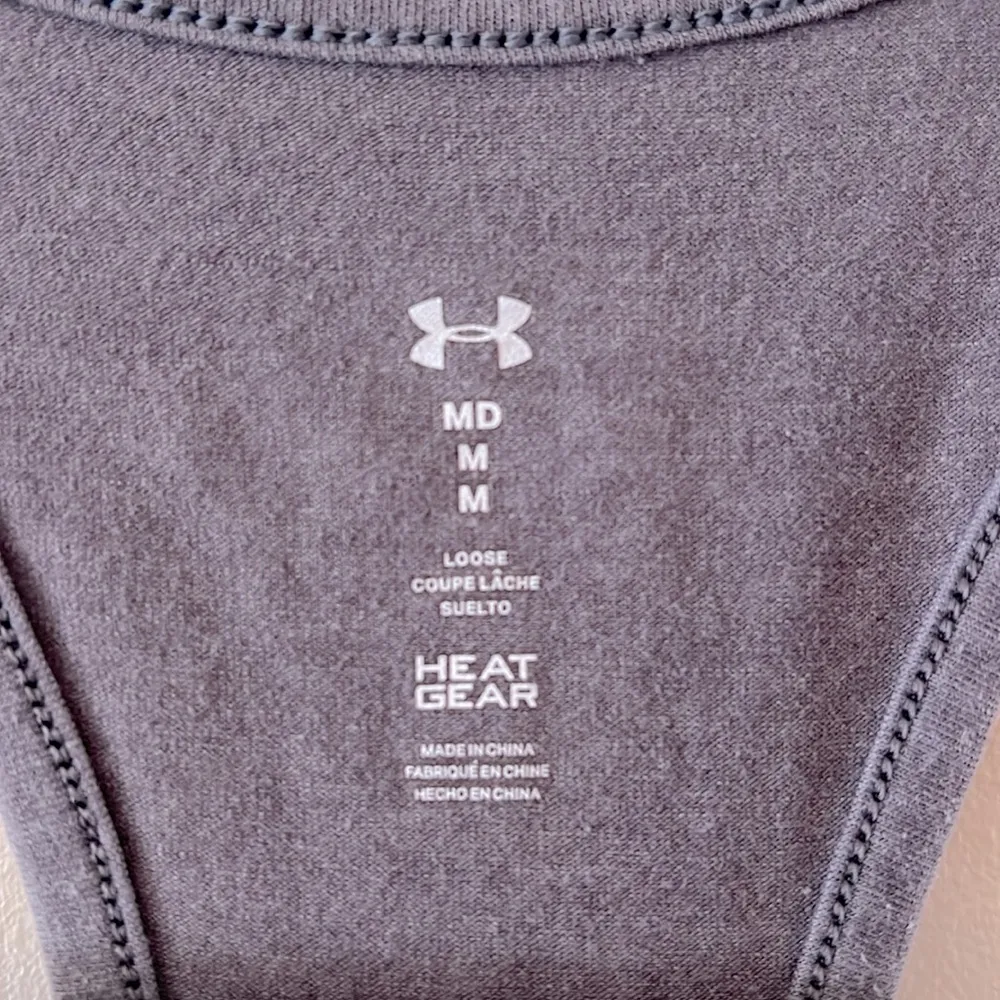 Under Armour Fish Logo Tank Women Sz. M EUC - Image 5