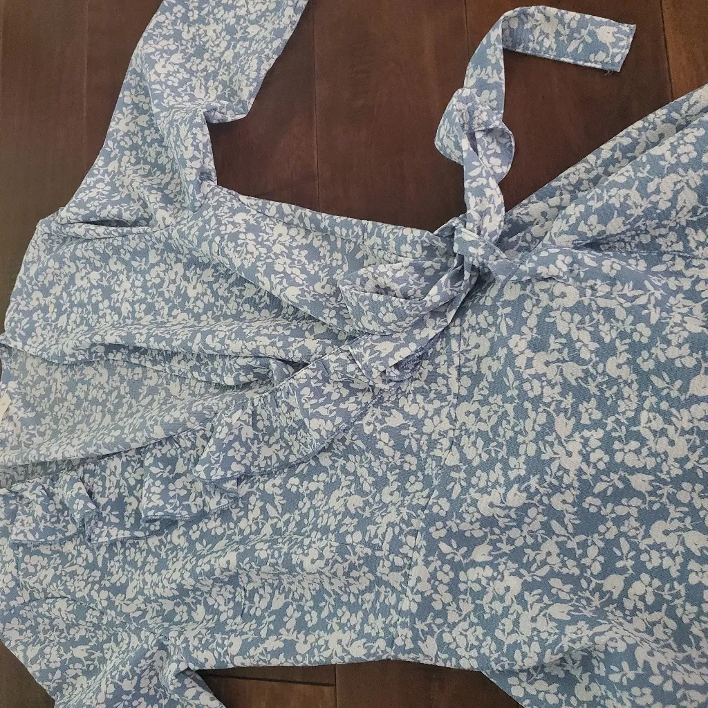 Long sleeve wrap around dress very lightweight in white and blue flowers… - Image 2