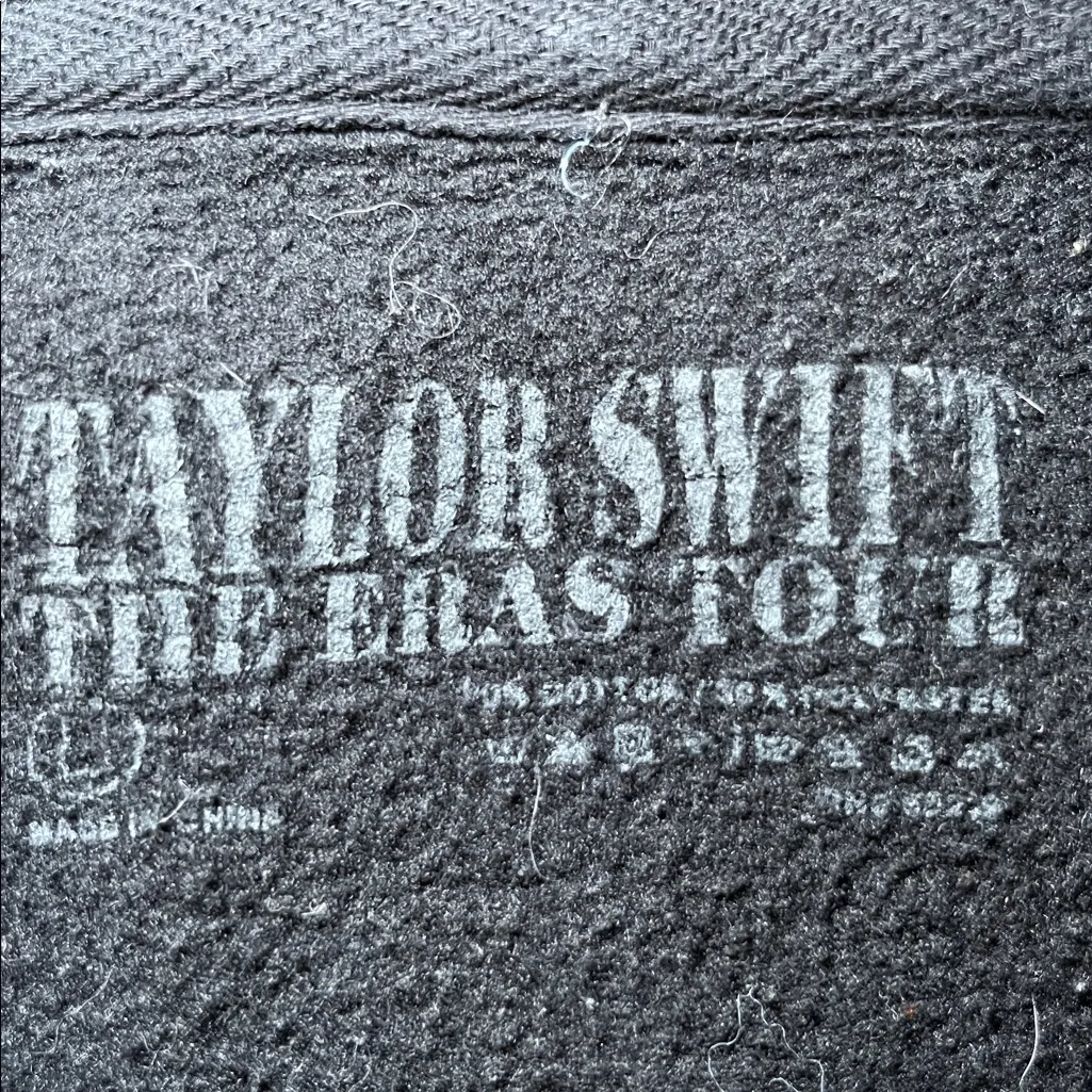 Taylor Swift Eras Tour Official Merch Black Hoodie Unisex Size Large - Image 7