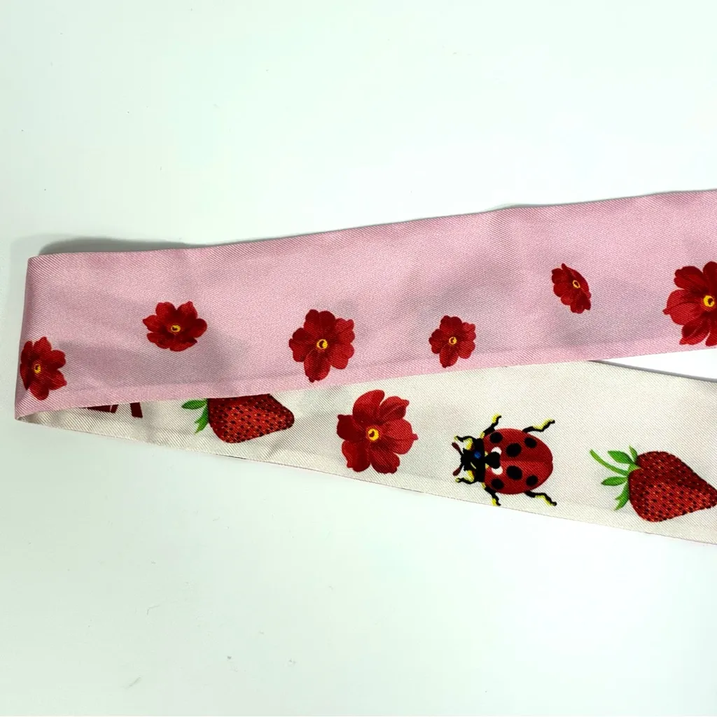 Versace Strawberry Garden Silk Skinny Twill Scarf Tie Logo Pink Red NWT - Image 10