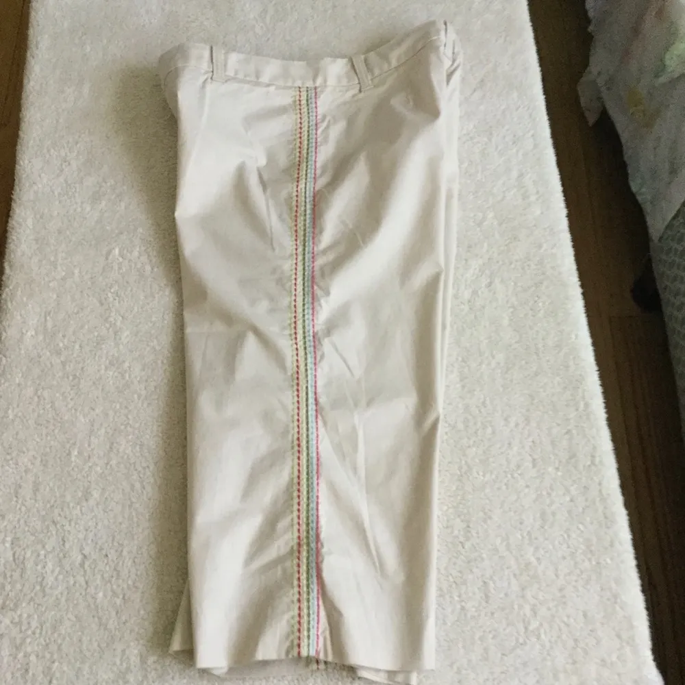 Vintage Rainbow Embroidered Seam Culottes Wide Leg - Sz 4 - Image 3