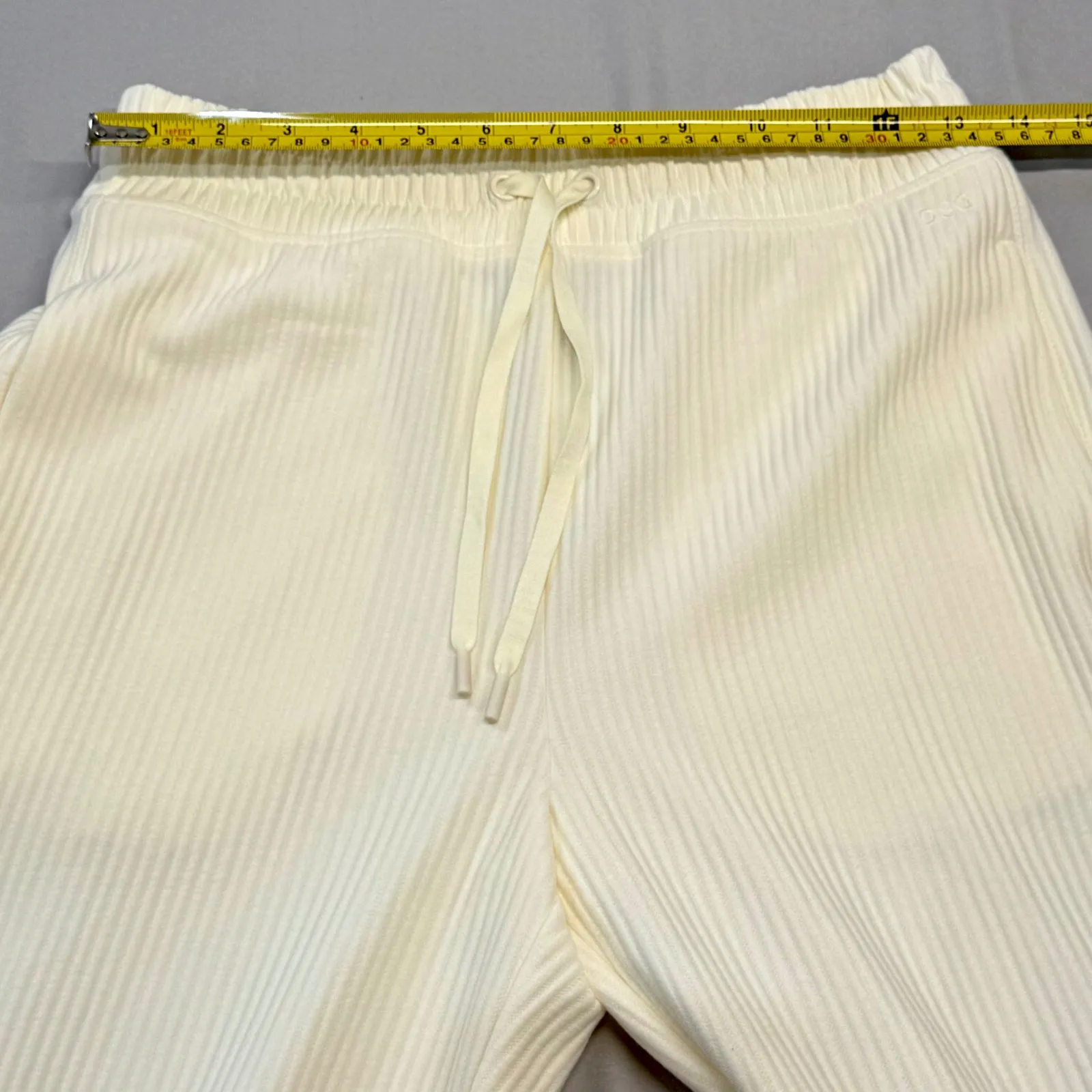 DSG Women's Everyday High Rise Ottoman Jogger Sweatpants Light Cream XS NEW - Image 8