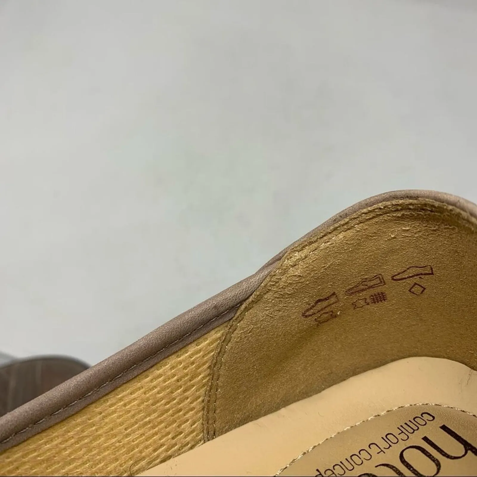 Hotter Natasha Slip On Ballerina Flat Crossover Detail Metallic Taupe Leather Tan Size undefined - Image 9