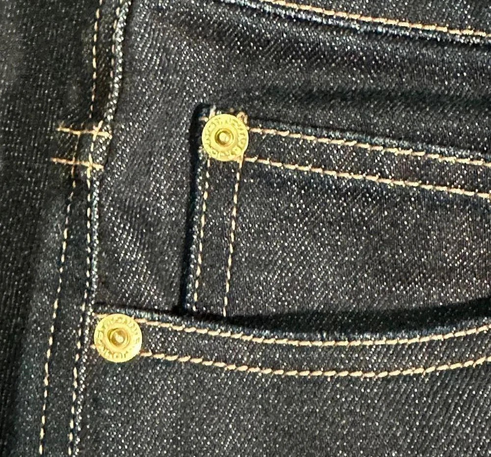 St. John Women's Jeans Gem Cross Detail Dark Blue Denim Sz 8 - Image 4