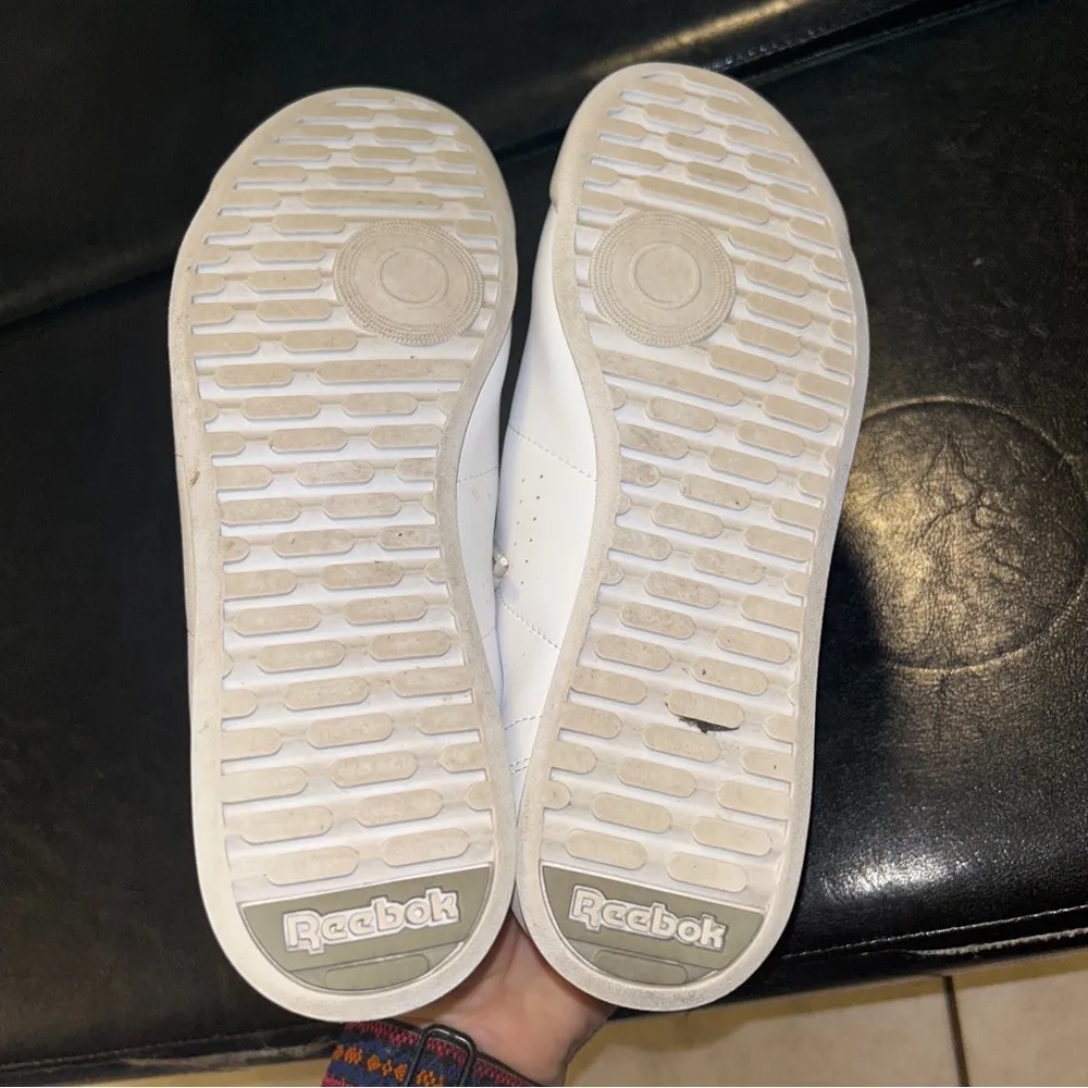 Princess Reebok size 6 - Image 8