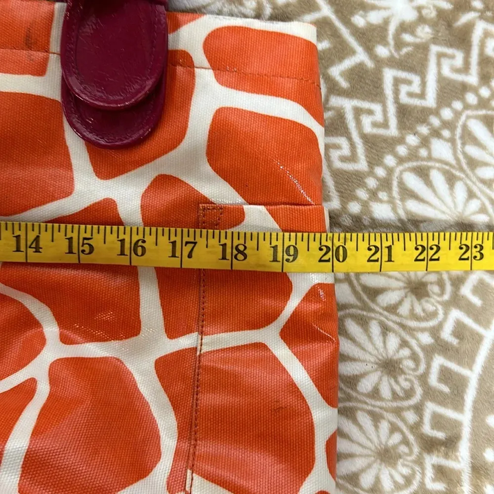 Kate Landry Pink-Orange Giraffe Tote - Image 9