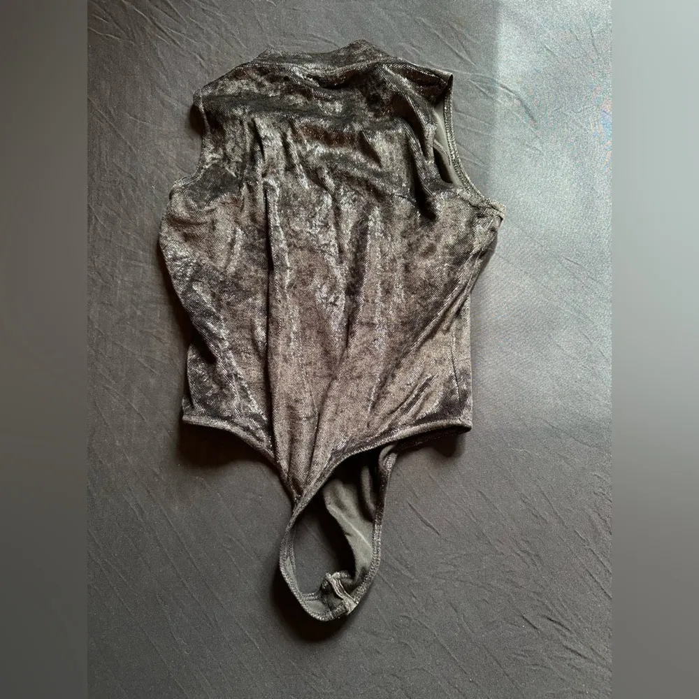 Vintage Black Snakeskin Metallic Bodysuit - Image 3