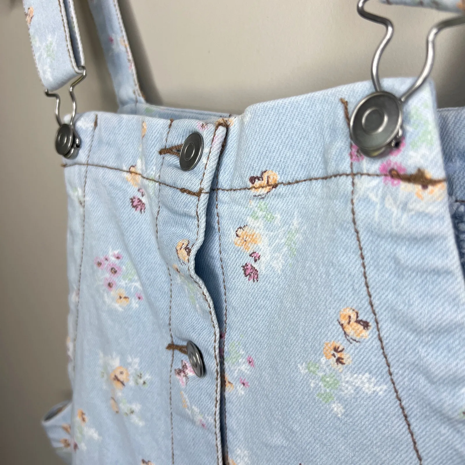 Celebrity Pink Women's Pinafore Button Down Overalls Mini Dress‎ Large Floral - Image 6