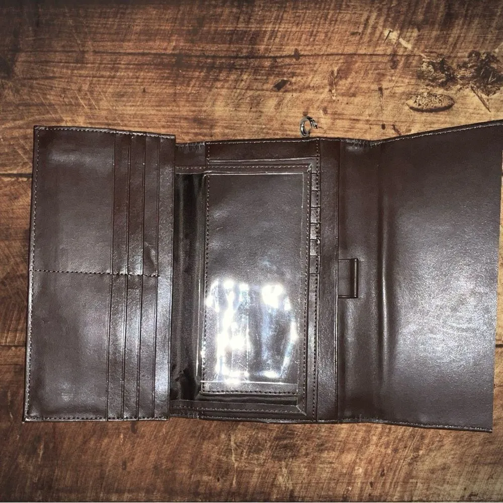 Western style wallet /wristlet! Cream embossed with brown design! New - Image 6