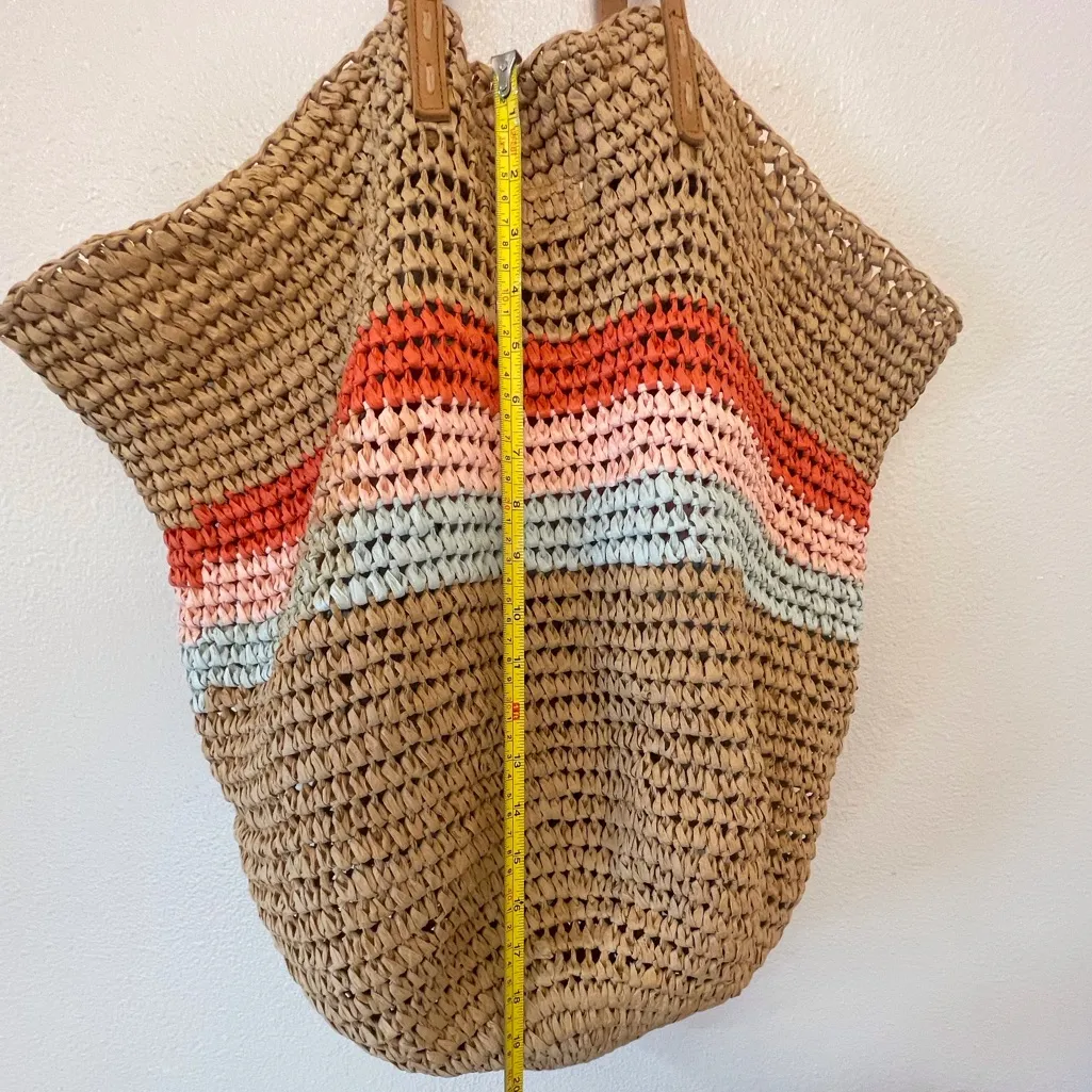 Hearth‎ & Hand with Magnolia Women’s Stylish Tan Multicolor Woven Tote Large Bag - Image 8